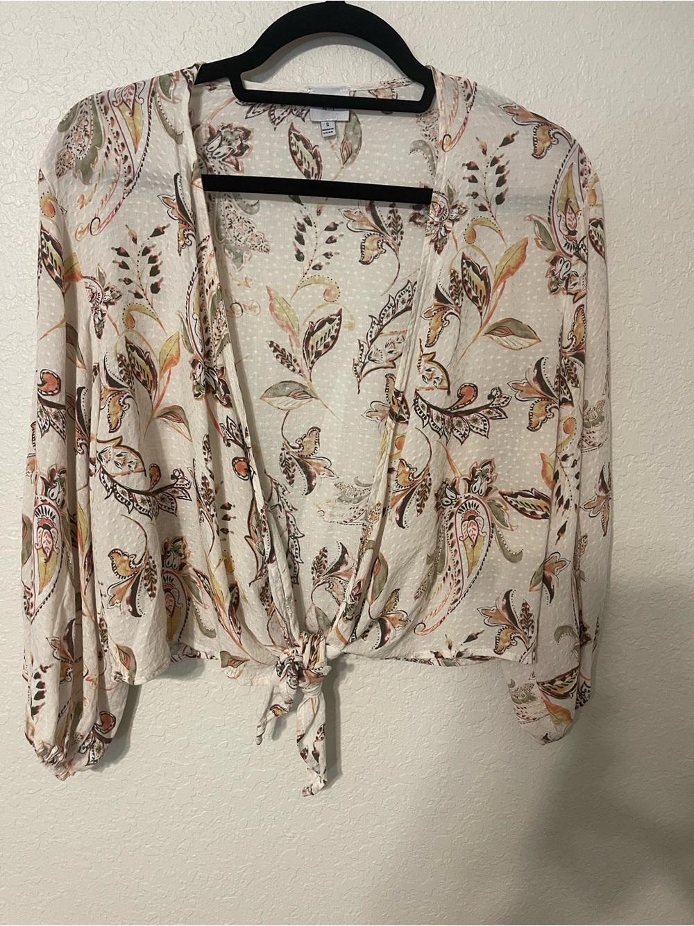 Cozy Casual White Paisley Tie-Front Crop Top